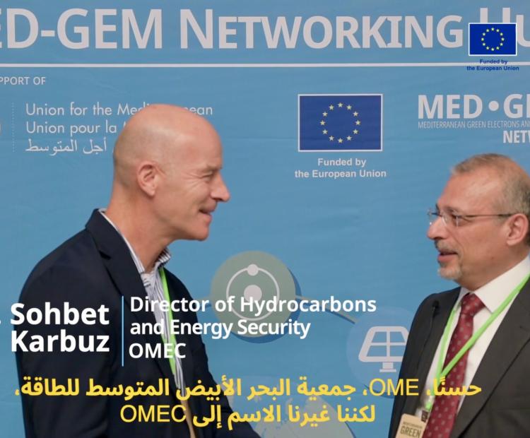 Dr. Sohbet Karbuz discuss with Frank Wouters during the Mediterranean Green Week